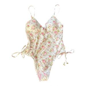 Betsey Johnson Floral Print Chemise - White and Pink